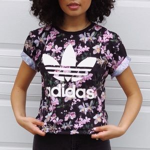 Adidas T-shirt